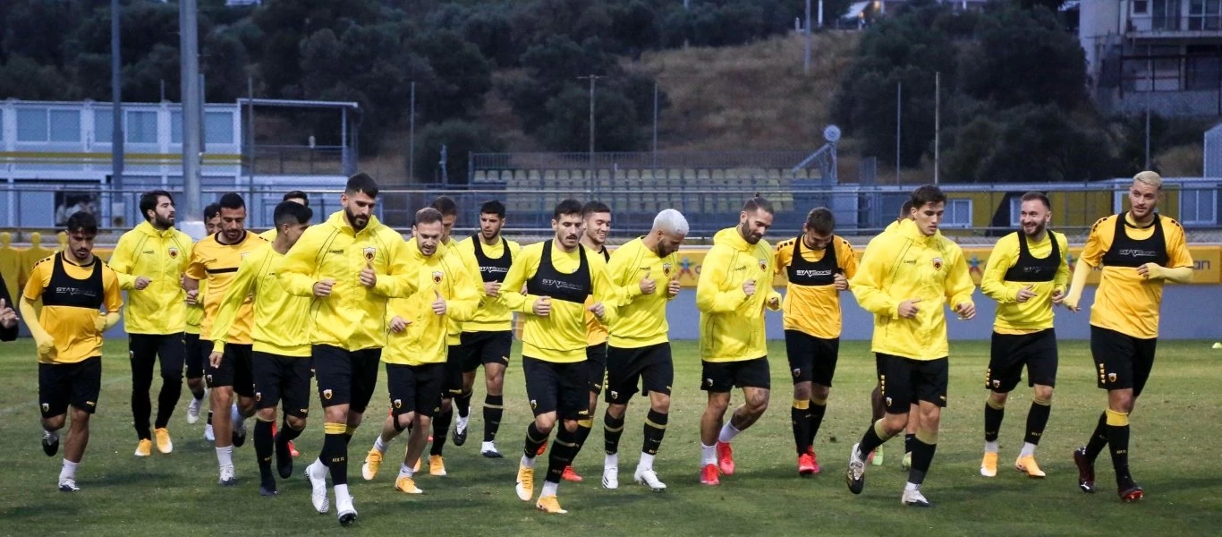 ΑΕΚ: Αμφίβολος ενόψει του αθηναϊκού ντέρμπι ο Μ.Μπακάκης